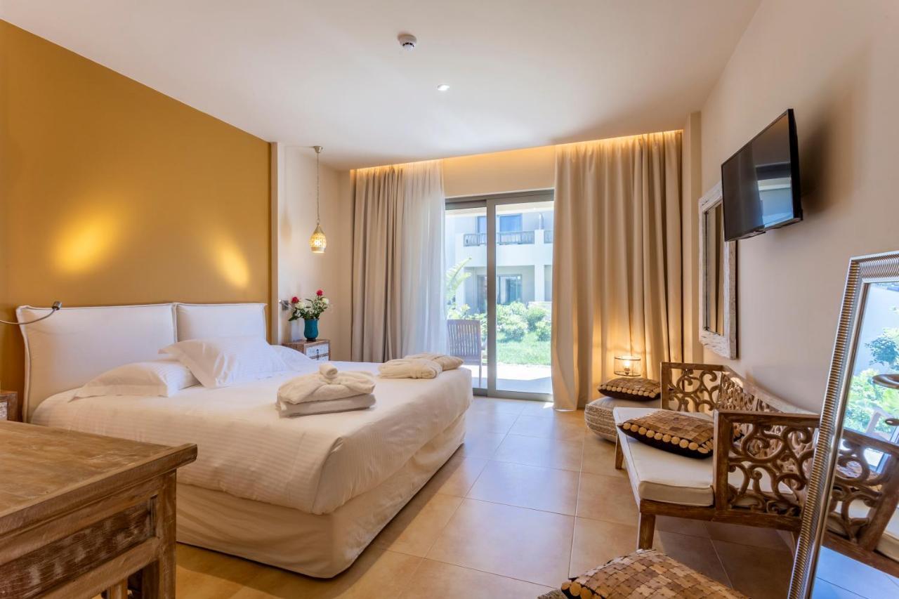 Elysian Luxury Hotel And Spa Kalamáta Eksteriør bilde